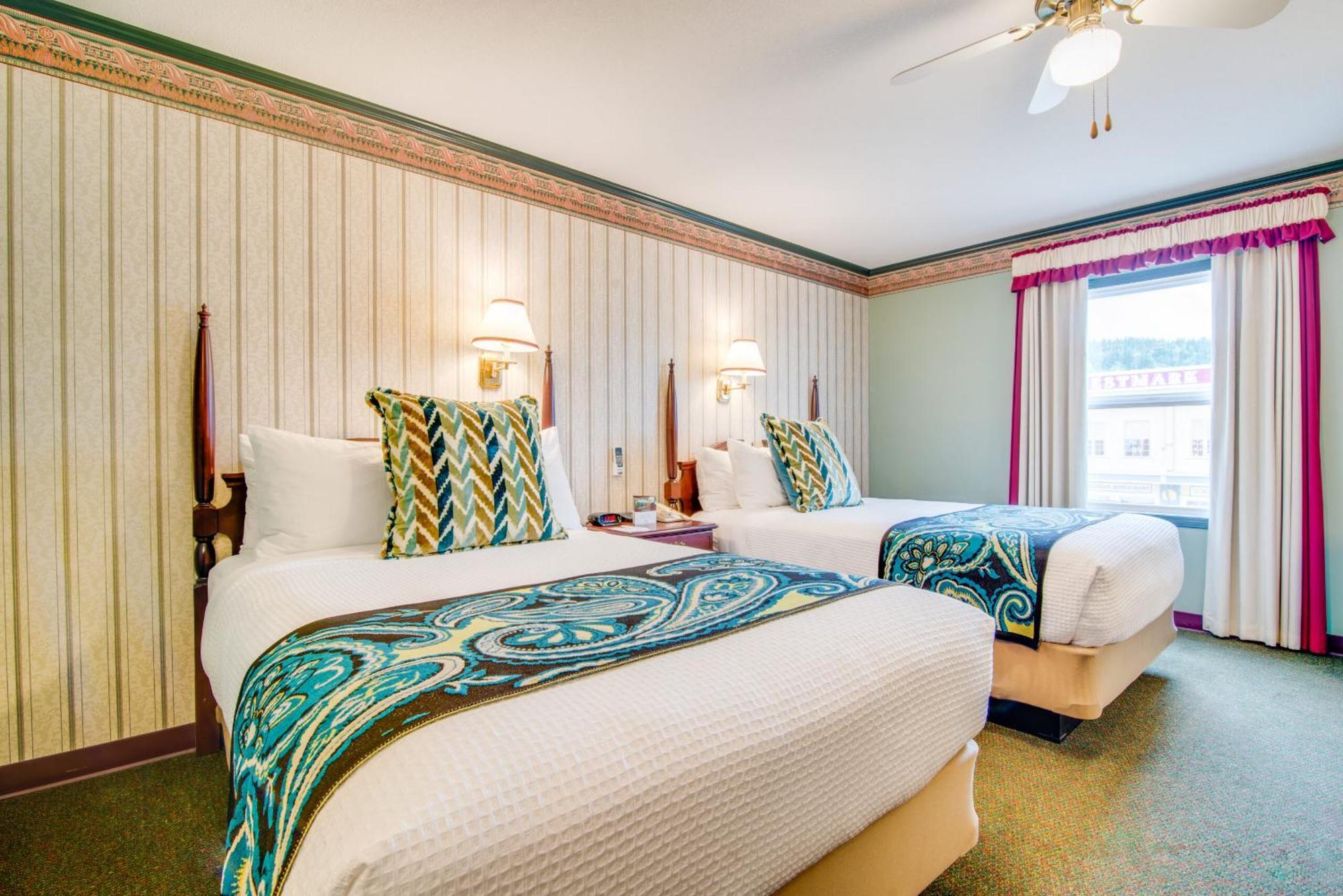 Holland America Dawson City Inn Екстер'єр фото